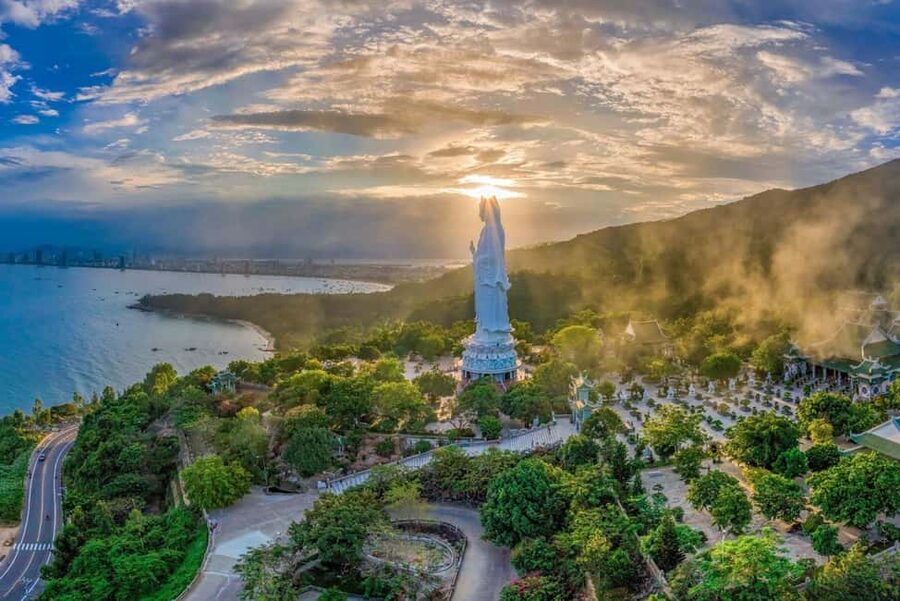 Danang: Hoi An, Marble Mountains or Bay Mau Coconut Forest - Marble Mountains: caves, shrines, and 108 steps