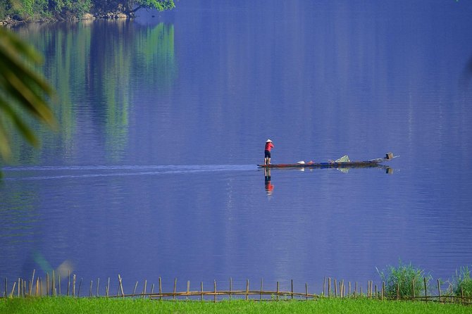 Day tours from Hanoi city (PRIVATE TOUR) - The two-hour Tam Coc boat ride