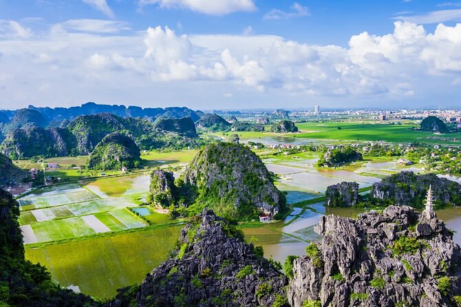 Day Trip from Hanoi to Ninh Binh Hoa Lu, Trang An, and Mua Cave - Hoa Lu and the Dinh and Le dynasty temples