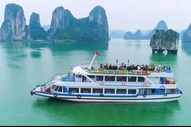 DELUXE Halong Cruise 1 Day Tour From Hanoi - Daily Operated - Guide service and the human side of the day