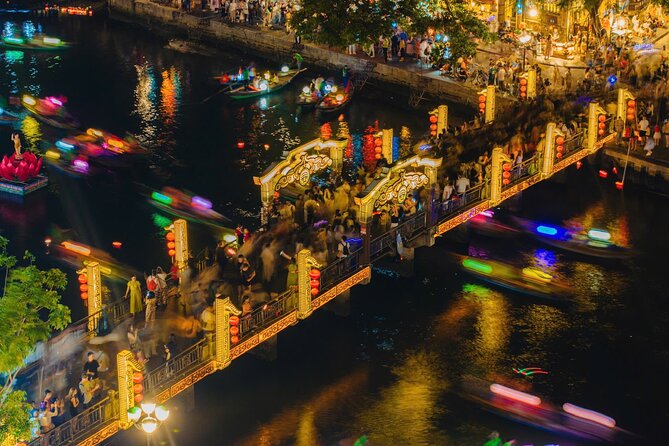 Discover Hoi An by Bamboo Basket and Lantern Boat - Friendly guides make a real difference