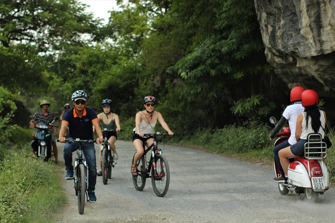 Discover Trang An Natural World Heritage, Bich Dong Pagoda, Cycling Day Tour - Morning Pickup and the Road to Ninh Binh