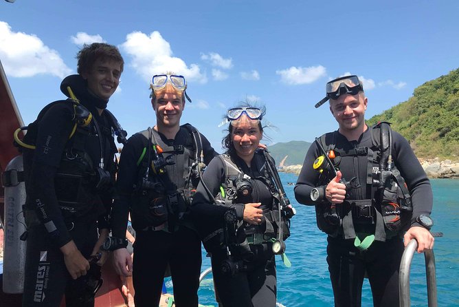Discovery Scuba Diving on Hon Mun Island in Nha Trang - Learning the basics before entering open water
