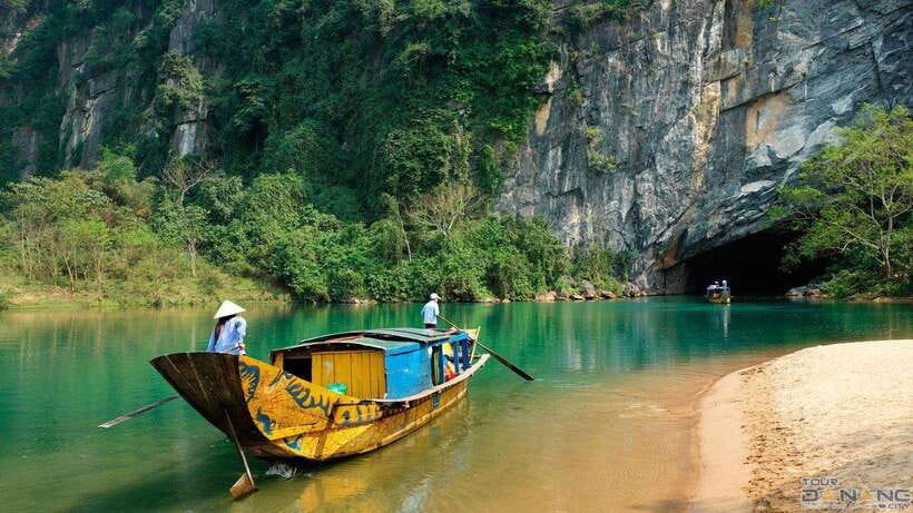 Dong Hoi/Phong Nha: Paradise Cave - Phong Nha Cave Tour - The morning pickup from Dong Hoi or Phong Nha