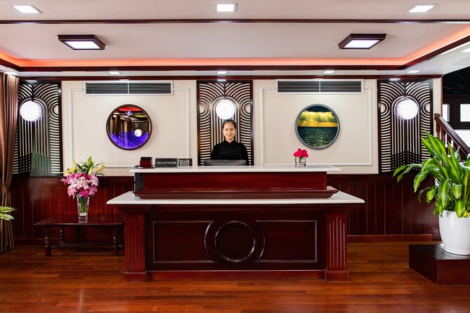 Dora Cruise - Luxury 5 Star Cruise in Halong Bay & Lan Ha Bay (2D1N) - Morning Tai Chi and the final return