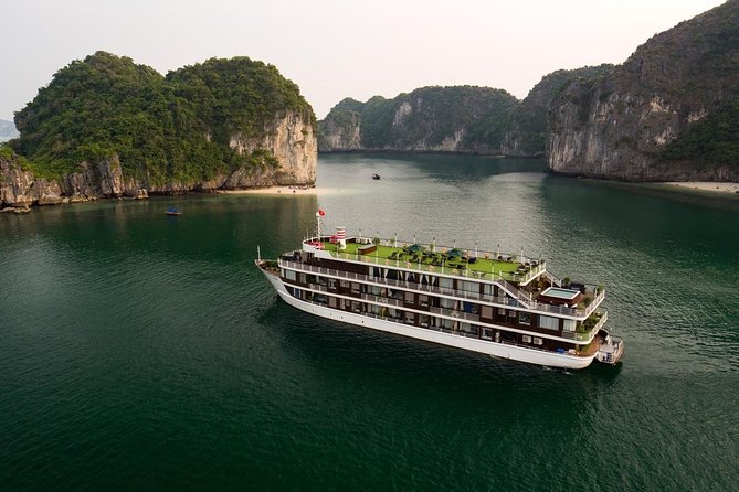 Doris Cruise 5 star cruise 3 days visiting Halong - Lan Ha Bay - Why Lan Ha Bay makes this three-day cruise appealing