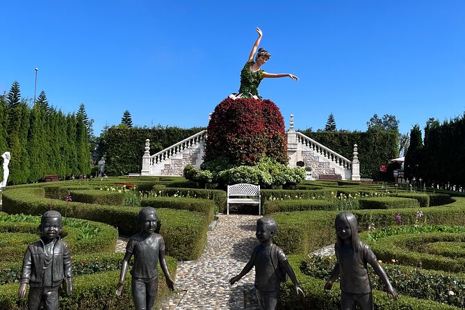 Early tour/ transfer from Hoi An/Da Nang to Golden bridge - Gardens, the Buddha statue, and Linh Phong Temple
