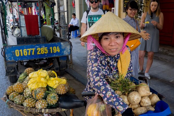 Eat Like a Local: Hanoi Street Food Adventure - Bun cha and the value of local food advice