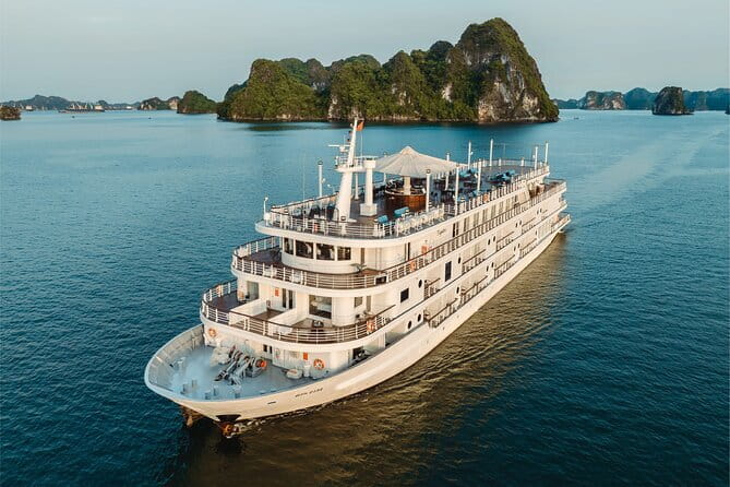 Emeraude Cruise 2 days 1 night Ha Long Bay Tour - Sung Sot Cave, Ha Long Bay’s big morning sight