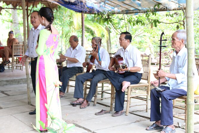 Essential Mekong Delta: Highlights Tour from Ho Chi Minh City - Vinh Trang Pagoda and Southern Vietnamese design