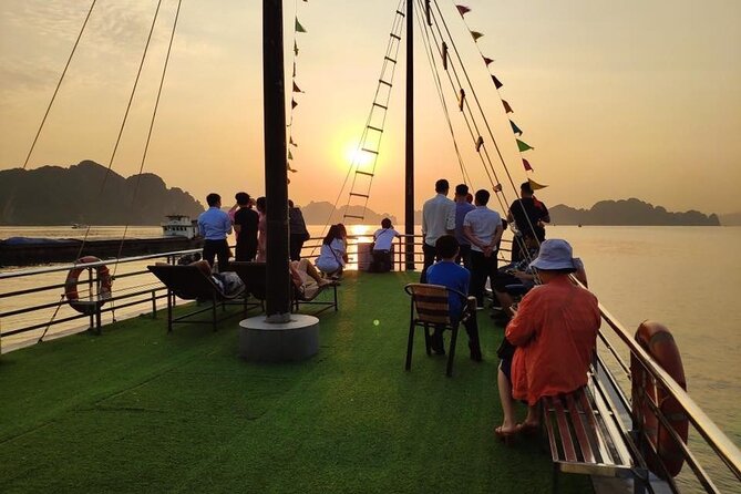 Excursion to Ha Long Bay with Titop Island and kayaking in Luon Cave - Ti Top Island and the choice between swimming and climbing