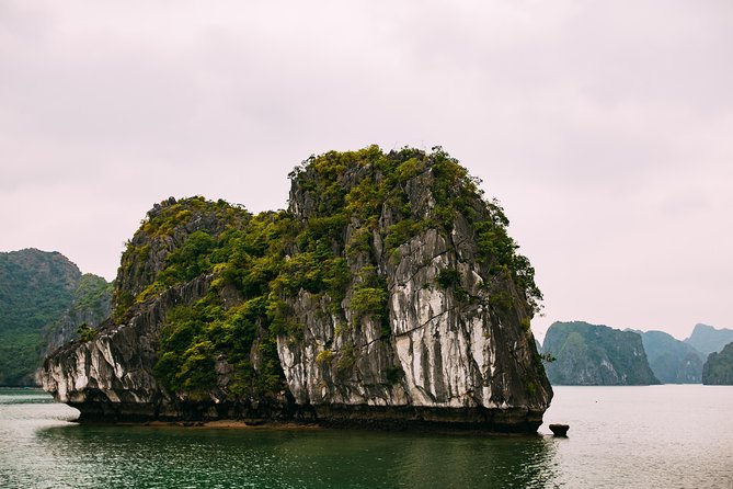 Excursion to Ha Long Bay with Titop Island and kayaking in Luon Cave - Why the tour can feel rushed