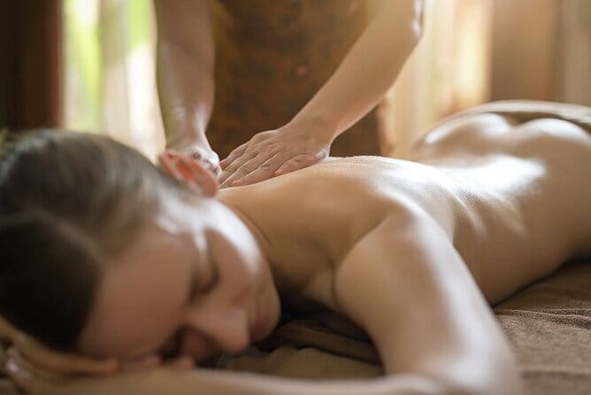 Experience Asian Style Full Body Massage Therapy - Service style and communication