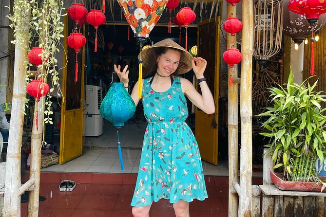 Express Hoi An Lantern Making Class-Foldable lanterns - A Foldable Lantern Instead of a Market Purchase