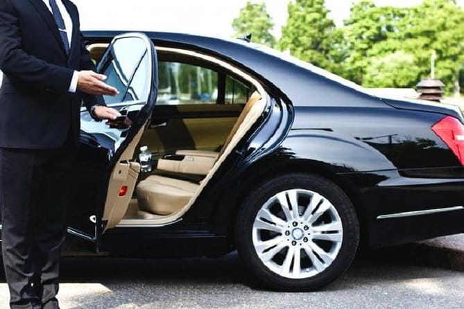 Fast Track VIP Service Tan Son Nhat Airport (Ho Chi Minh-Vietnam) - Departure Support from Check-In to the Gate