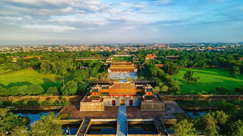 From Da Nang/Hoian/Hue: Hue Imperial City Full-Day Tour - Inside the Citadel and Purple Forbidden City