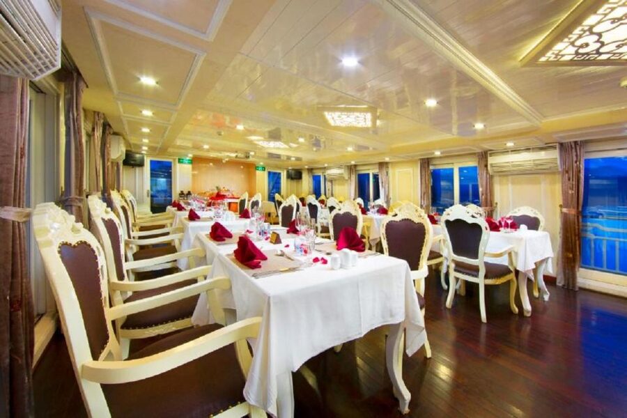 From Hanoi: 2-Day Bai Tu Long Bay Luxury Cruise with Jacuzzi - An afternoon made for the sundeck