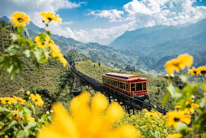 From Hanoi: 2-Day Luxury Sapa Trekking Tour with Homestay - What the private Ta Van homestay is really like