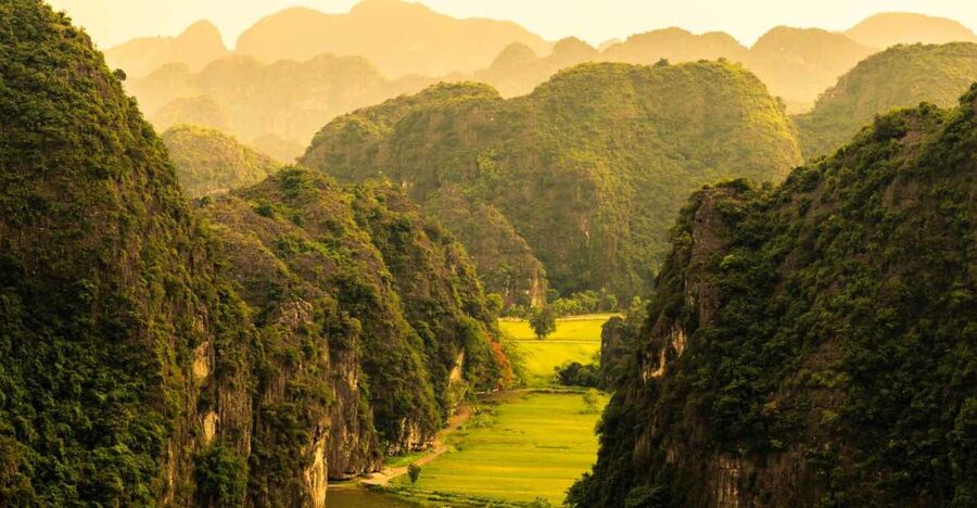From Hanoi: 2-Day Ninh Binh Tour with Accommodation & Meals - What the two-day Ninh Binh trip is really like