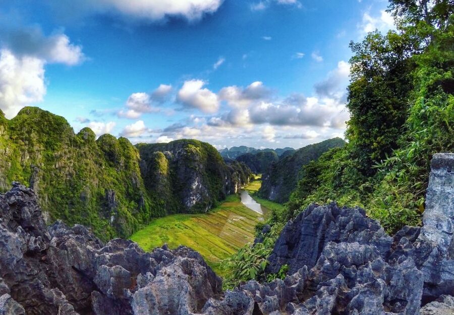 From Hanoi: 2-Day Ninh Binh Tour with Accommodation & Meals - Cycling through Tam Coc’s villages and rice paddies