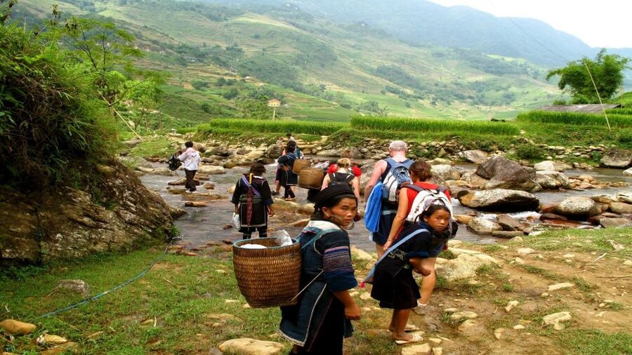 From Hanoi: 2-Day Overnight Sapa Tour by Limousine - What the cultural visits really offer