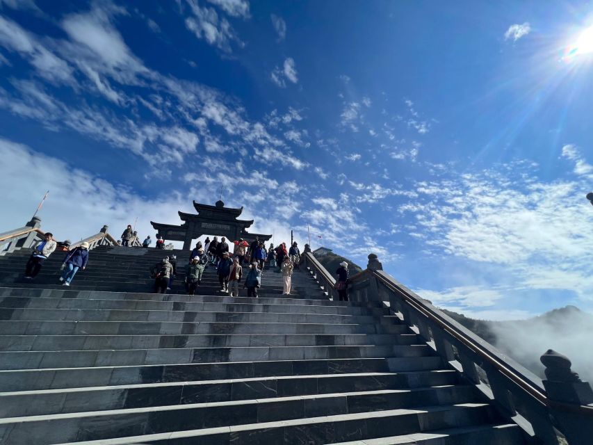 From Hanoi: 2-Day Sapa, Fansipan, and Muong Hoa Valley Tour - What to pack for the mountain and terraces