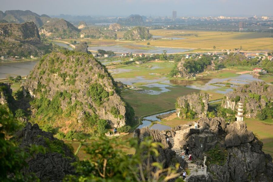 From Hanoi: Full-Day Ninh Binh Highlights Small Group Tour - The 500-step climb at Mua Cave