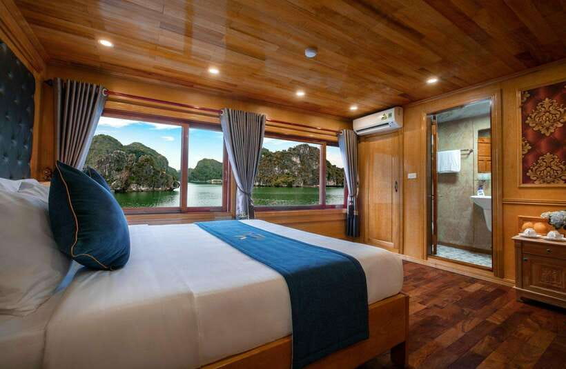 From Hanoi: Ha Long & Lan Ha Bay 2-Day Cruise with Meals - The boat, meals, and service