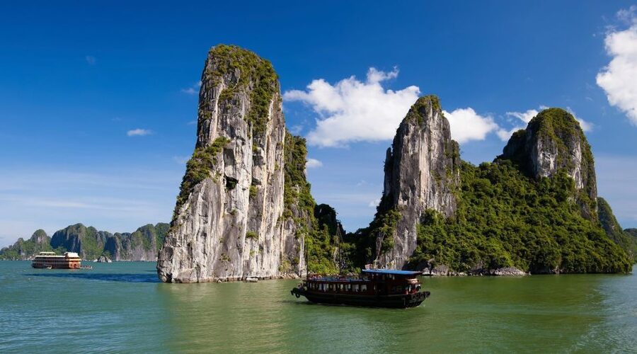 From Hanoi: Halong Bay Day Trip with Lunch and Transfers - Sunset tea and the ride back to Hanoi