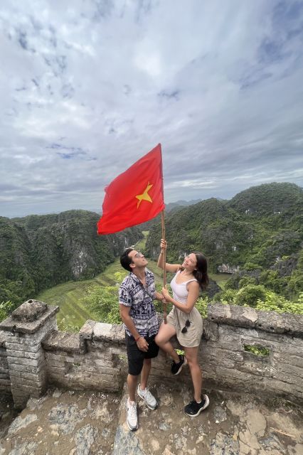 From Hanoi: Hoa Lu, Mua Cave and Tam Coc Full-Day Trip - Who should book this tour