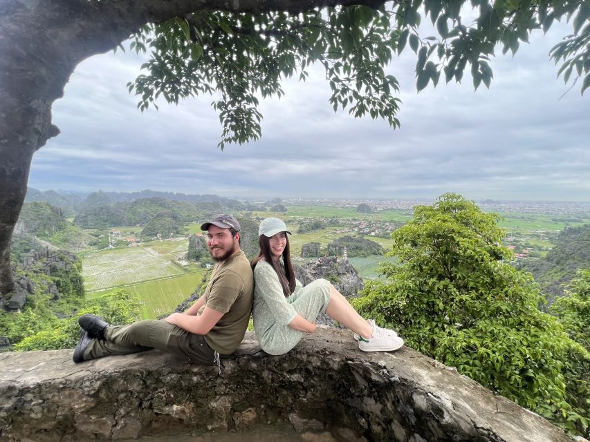 From Hanoi: Hoa Lu, Mua Cave and Tam Coc Full-Day Trip - Hoa Lu, Vietnam’s former capital