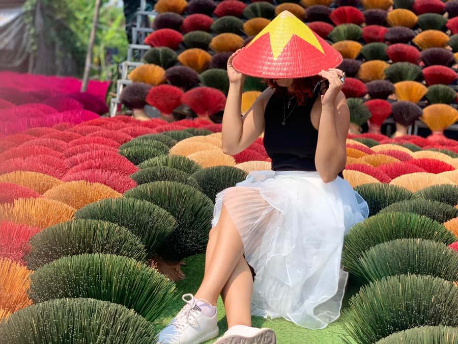 From Hanoi: Incense Village, Conical Hat and HaThai Art Tour - Chuong village and the conical hat workshop