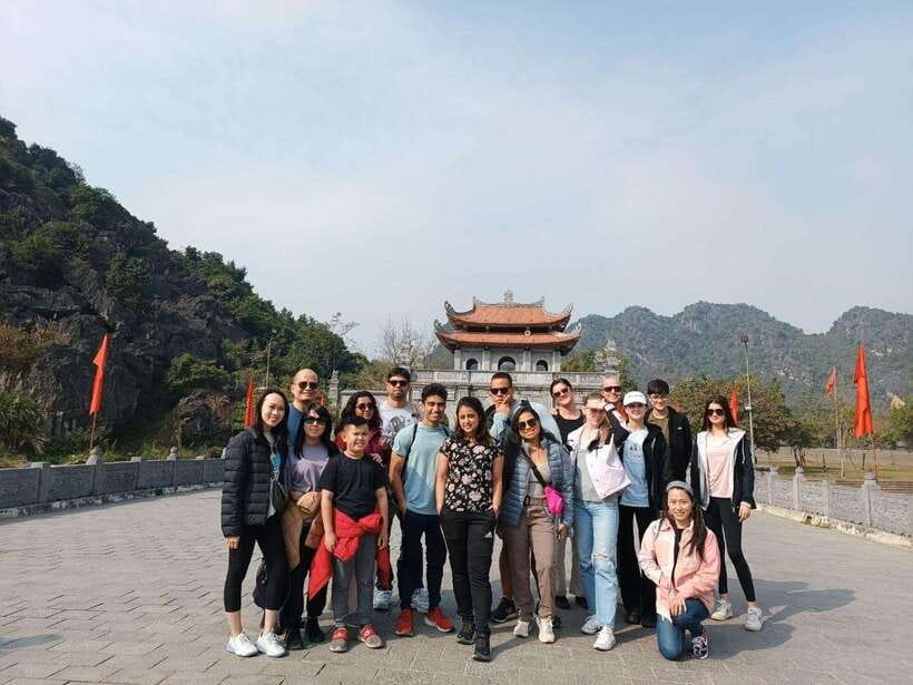 From Hanoi: Ninh Binh, Hoa Lu, Tam Coc, & Mua Cave Day-Trip - Hoa Lu and the first Vietnamese dynasties