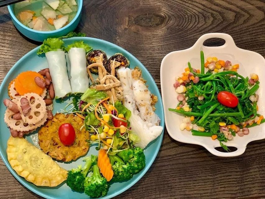 From Hanoi: Old Quarter Vegetarian Food Tour - Guides make the difference