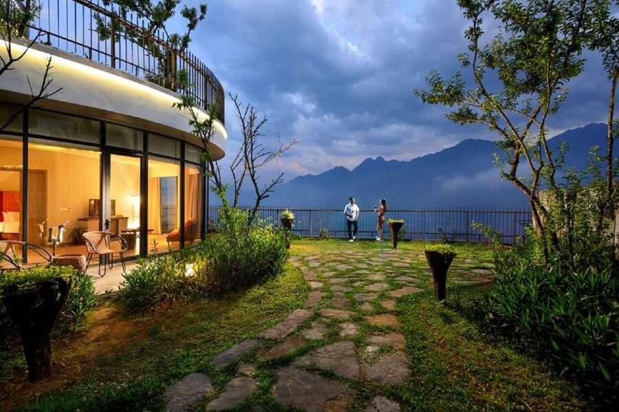 From Hanoi: Sapa Hill Tribes 2-Day Tour by Overnight Train - Weather, fitness, and what to pack