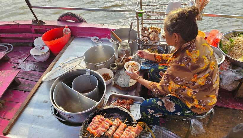 From HCM: Mekong Delta Can Tho Floating Market 2-Day Tour - Rice noodles, a local market, and the quieter side of Can Tho