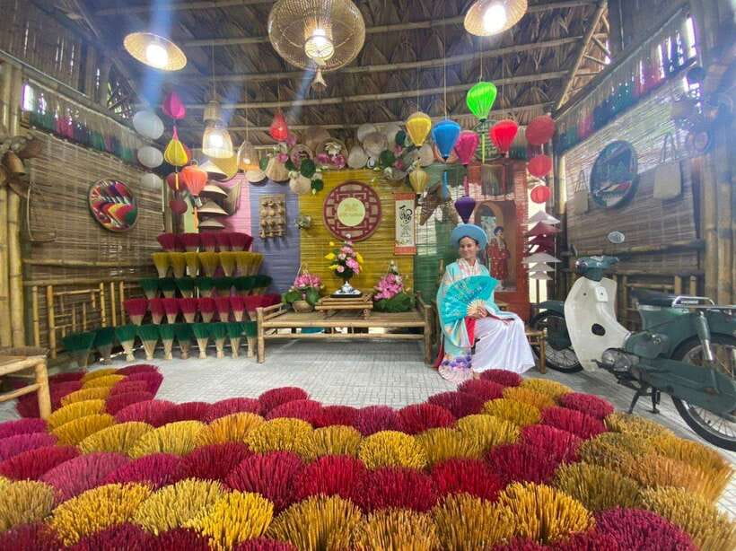 From Hue : Full-Day City Highlights Tour with Lunch - Two hours inside the Imperial Citadel