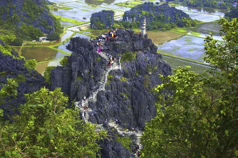 From Ninh Binh: Hoa Lu, Bai Dinh, Trang An, & Mua Cave Tour - Trang An by bamboo boat