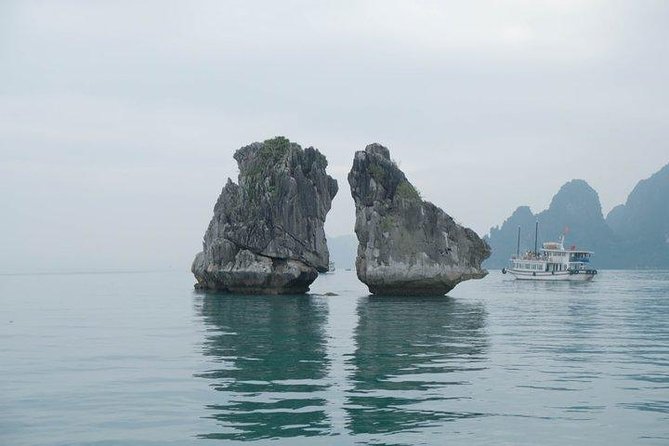 From your cruise port to Ninh Binh 1 day with our driver - Mua Cave and the 500-step climb