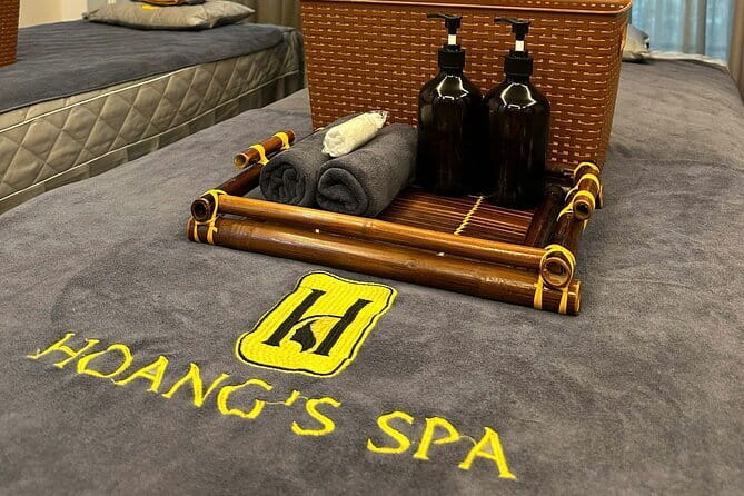 Full Body Combo with Aromatherapy or Deep Tissue treatment - A quiet hour in the middle of Hanoi