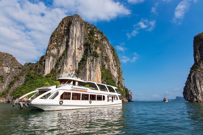 Full Day-All Inclusive: Halong Bay-Lan Ha Bay-Bai Tu Long Bay - Titop Island for the beach and viewpoint