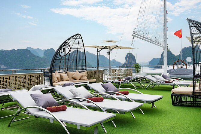 Full day Halong Bay Luxury Cruise - buffet lunch, kayak, swim. - Kayaking or bamboo boat at Luon Cave