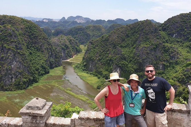 Full-Day Ninh Binh Highlights Tour from Hanoi - Tam Coc by sampan on the Ngo Dong River