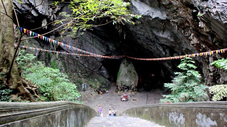 Full-Day Perfume Pagoda Private or Small-Group Tour - Is $67 good value?