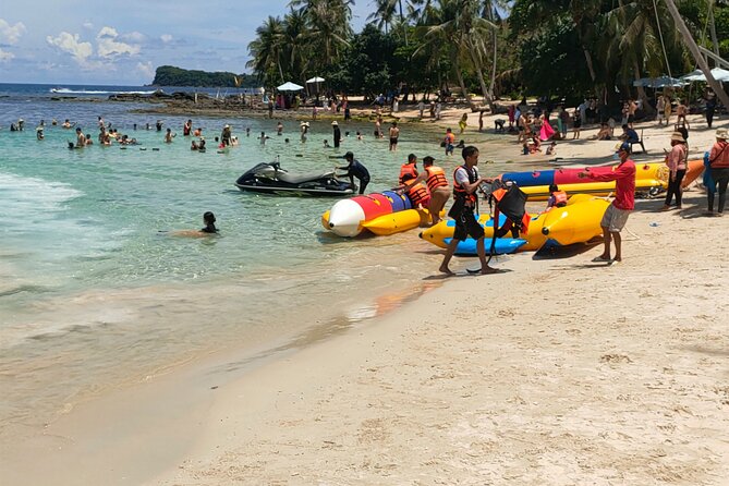 Full-Day Private Guided Tour in Phu Quoc Island with Hotel Pick Up - Ho Quoc Temple above the sea
