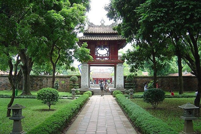Full-day Private Hanoi Sightseeing Tailored on request - Train Street, with realistic expectations