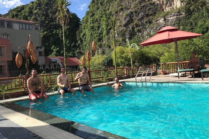 Full-Day Tour Hoa Lu, Tam Coc Boat Trip and Mua Cave - Mua Cave and the 500-step finish