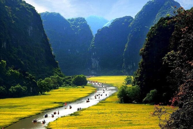 Full-Day Tour Hoa Lu, Tam Coc Boat Trip and Mua Cave - The guide can shape the whole day