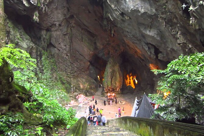 Full Day Tour to Perfume Pagoda with Traditional Boat Ride - Riding the cable car to Huong Tich Cave