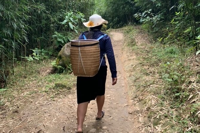 Full Day Trekking in Sapa - Walking through Lao Chai Village